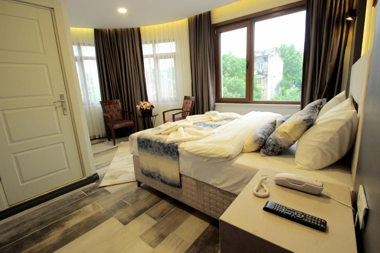 กูเลอร์ ปาลาส โฮเทล Hotel อิสตันบูล ภายนอก รูปภาพ